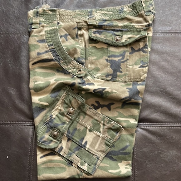 Royal Premium Other - Camouflage Cargo Pants!